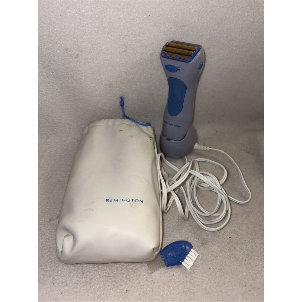Remington Smooth & Silky Ladies Rechargeable Gold Foil Electric Shaver WDF-5000